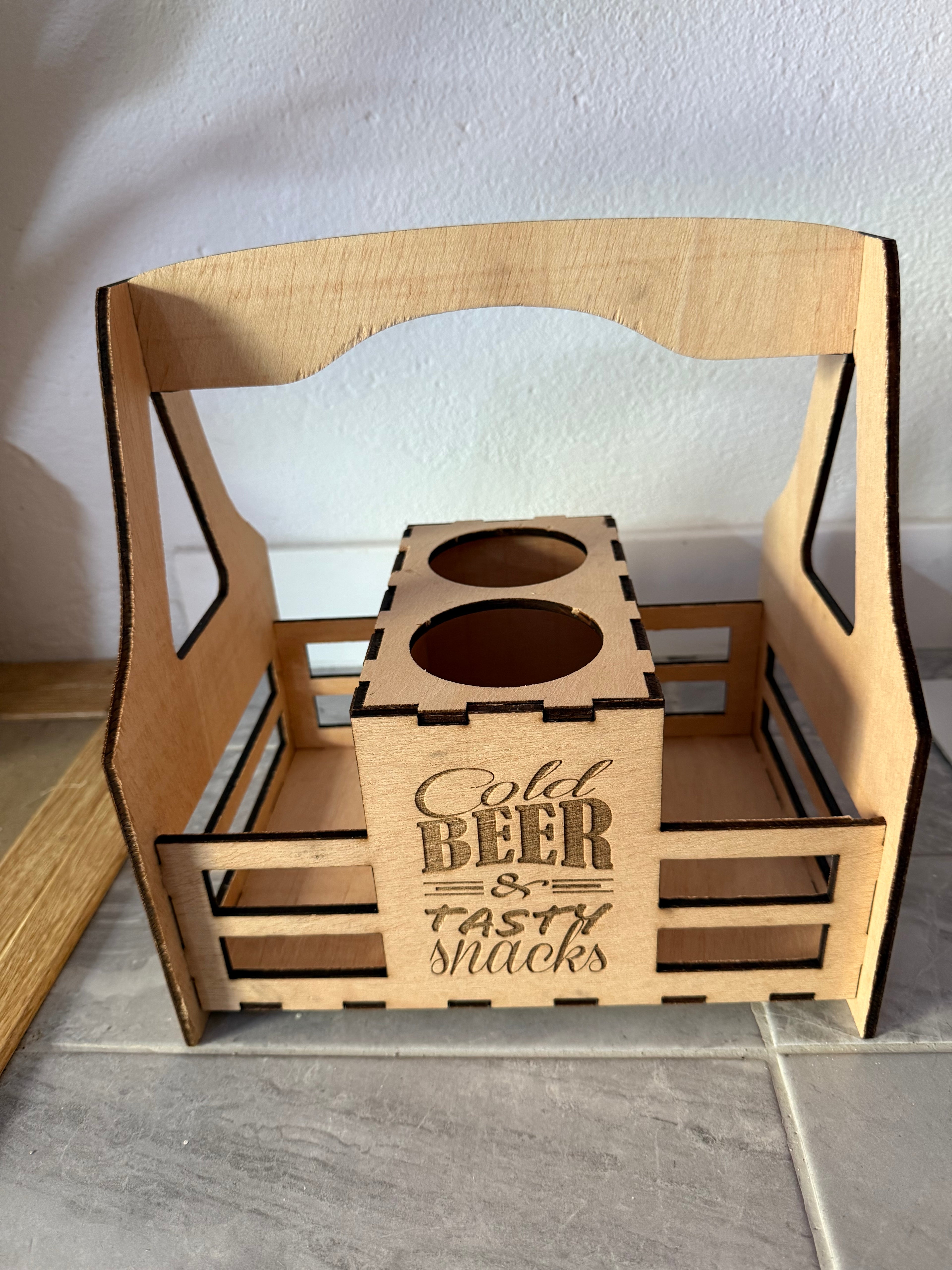 Suporte para Bebidas e Snacks — Corte e Personalização a Laser